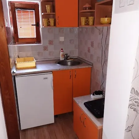 Jovanovic Lodge