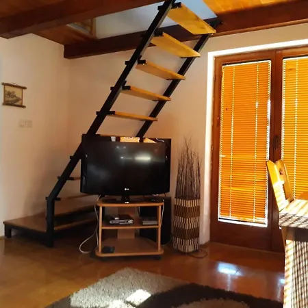 Jovanovic Lodge Perucac