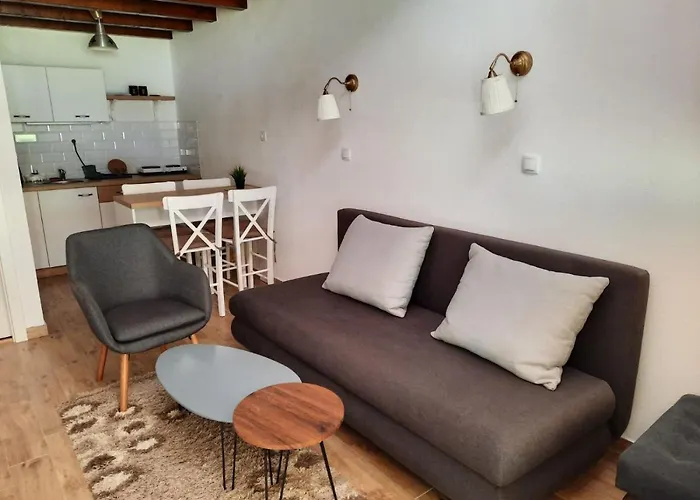 Jovanovic Cabană Perucac